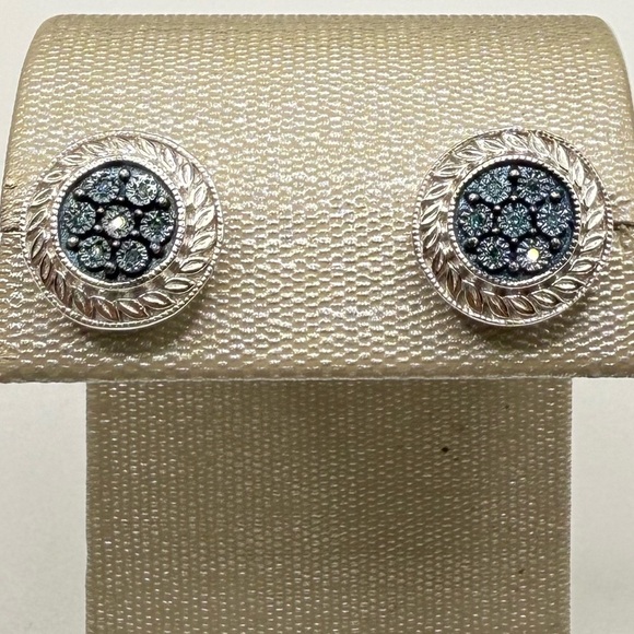 925 JWBR Blue Cluster Diamond Stud Earrings Sterling Silver Leaf Setting India - Picture 1 of 4